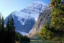 张帅2-1逆转晋级WTA500查尔斯顿站正赛，将战布朗泽蒂.